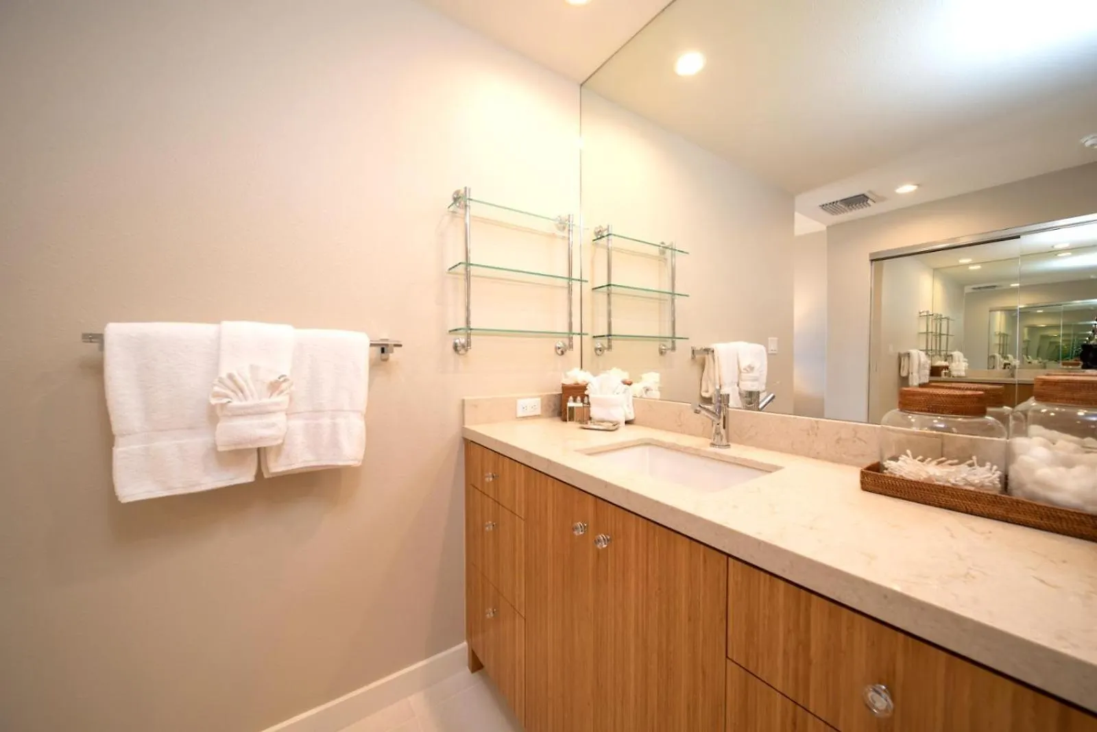 Kbm Resorts Free Car Kapalua Golf Villa Kgv-19T1 Remodeled Ocean Views